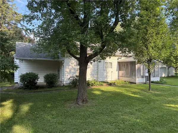 114 Henderson ST, Hoopeston, IL 60942