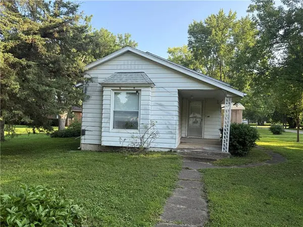 114 Henderson ST, Hoopeston, IL 60942