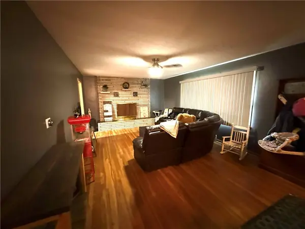 501 S 2nd AVE, Hoopeston, IL 60942