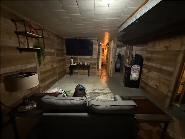 501 S 2nd AVE, Hoopeston, IL 60942