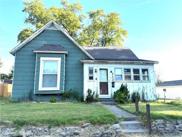 212 Park PL, Rossville, IL 60963