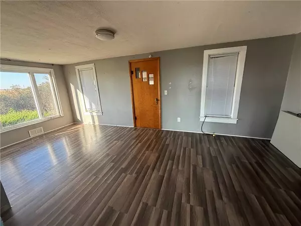 546 N 2400 E RD, Wellington, IL 60973