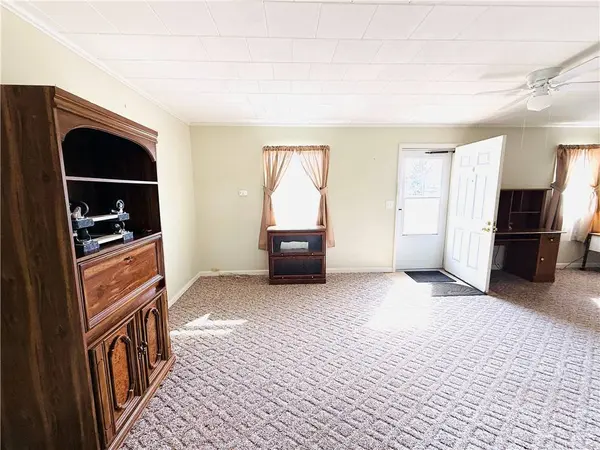 502 E Mcneil AVE, Hoopeston, IL 60942