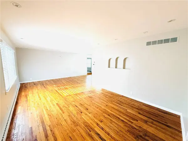 410 S Chicago ST, Rossville, IL 60963