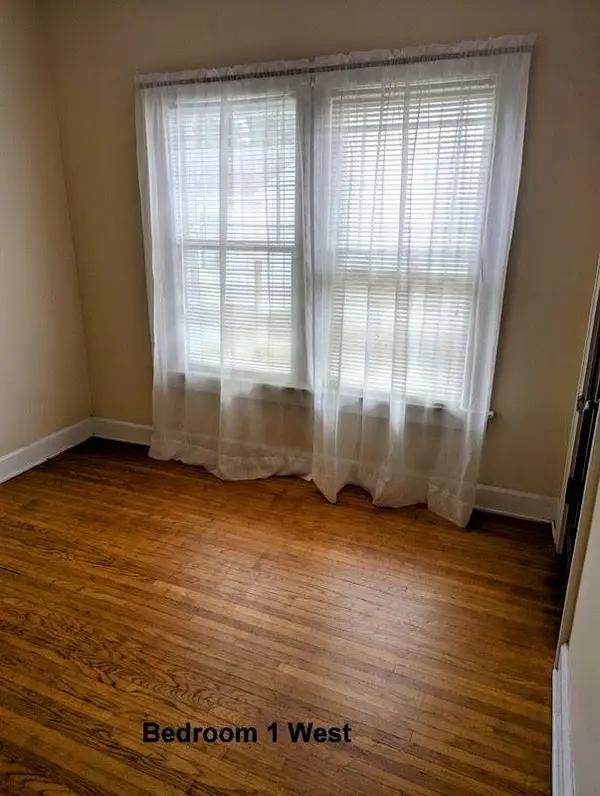 12 Dodge AVE, Danville, IL 61832