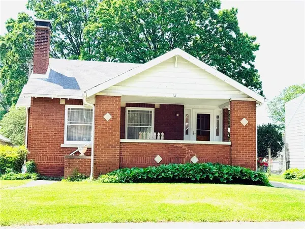 12 Dodge AVE, Danville, IL 61832