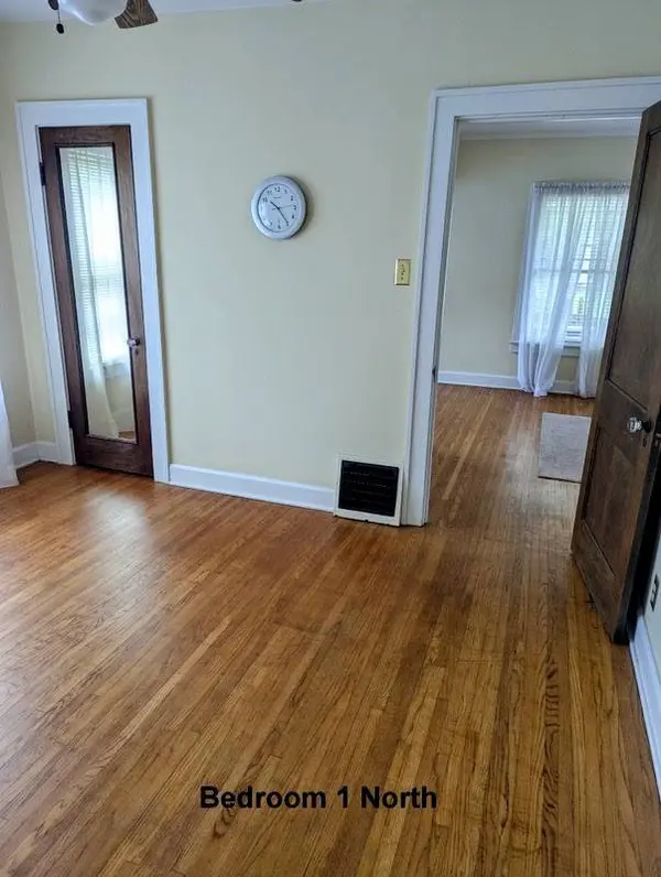 12 Dodge AVE, Danville, IL 61832