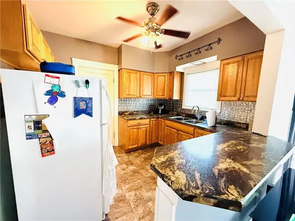 810 E Lincoln ST, Hoopeston, IL 60942