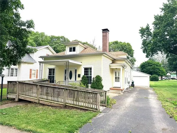 104 Gilbert ST, Rossville, IL 60963