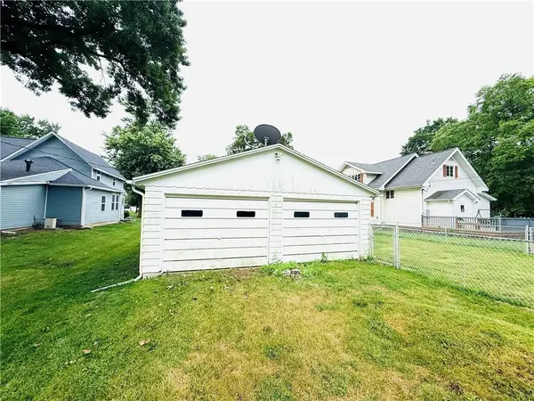104 Gilbert ST, Rossville, IL 60963