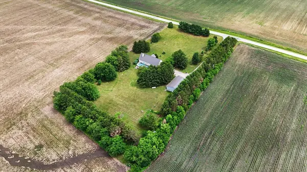 12509 E 3900 North RD, Hoopeston, IL 60942