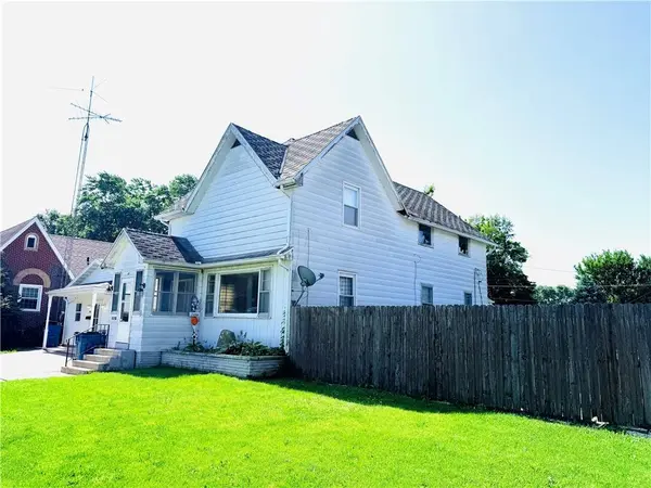 411 W Washington ST, Hoopeston, IL 60942