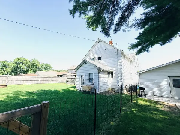 411 W Washington ST, Hoopeston, IL 60942
