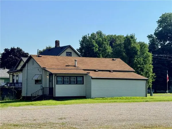 211 3rd ST, Hoopeston, IL 60942