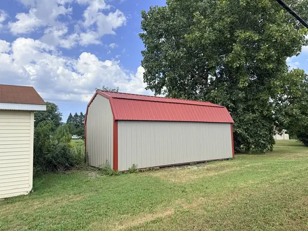 304 N 7th AVE, Hoopeston, IL 60942