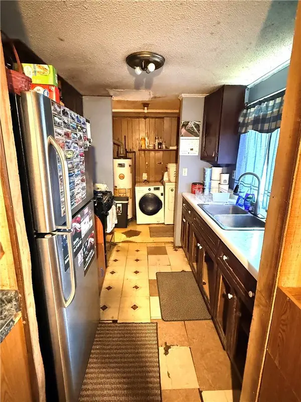 213 Henderson ST, Rossville, IL 60963