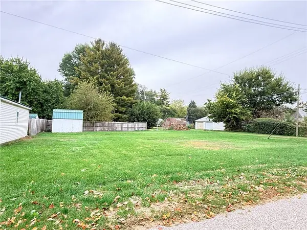 427 W Maple ST, Hoopeston, IL 60942