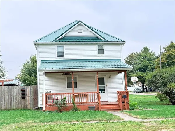 427 W Maple ST