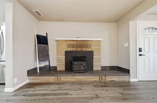 3857 Red Bluff ST, Shasta Lake, CA 96019