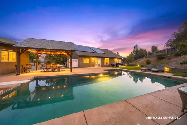 4898 Squirrel Run CT, Redding, CA 96002