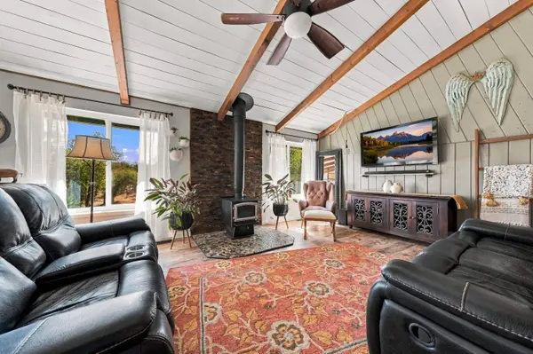 18590 Alice CT, Cottonwood, CA 96022