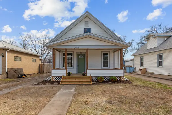 2415 Avenue F, Council Bluffs, IA 51501-2251