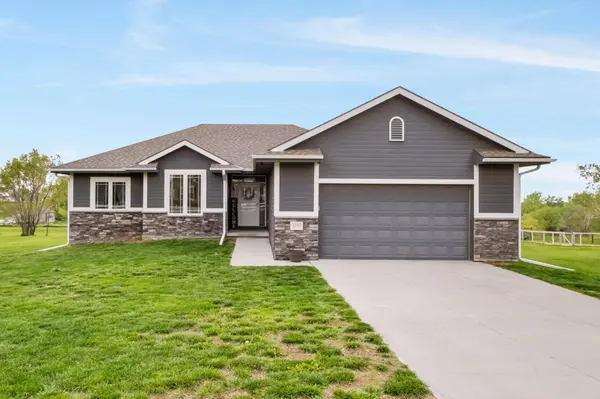 3341 MERIWETHER LEWIS LN, Missouri Valley, IA 51555