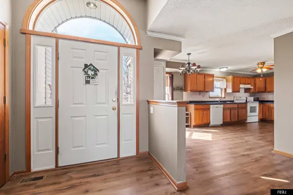 26110 W Maple RD, Waterloo, NE 68069