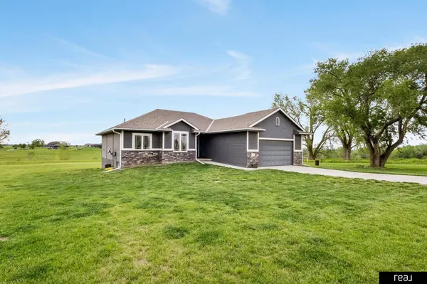 3341 Meriwether Lewis LN, Missouri Valley, IA 51555