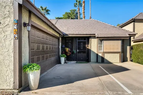 3946 Foxboro CIR, Las Vegas, NV 89121