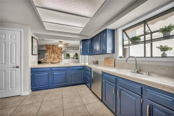 3946 Foxboro CIR, Las Vegas, NV 89121