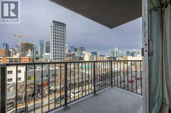 660, 519 17 Avenue SW, Calgary, AB T2S0A9