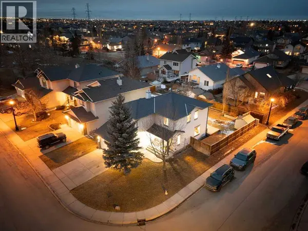 164 West Lakeview Circle, Chestermere, AB T1X1H7