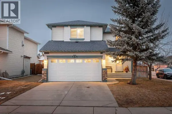 164 West Lakeview Circle, Chestermere, AB T1X1H7