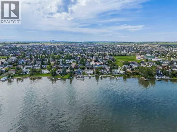 828 West Chestermere, Chestermere, AB T1X1B6