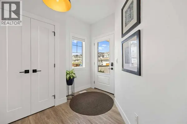 141 Magnolia Manor SE, Calgary, AB T3M3H9