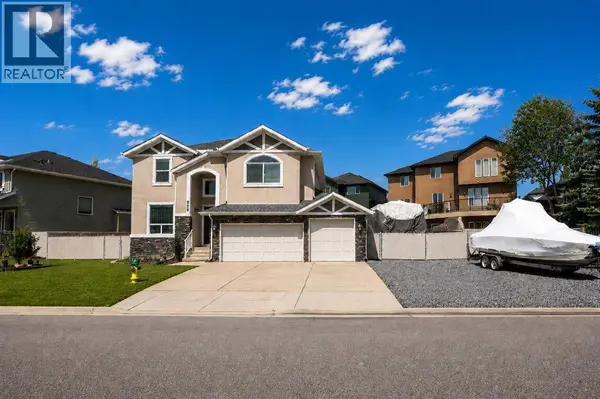 184 Magenta Crescent, Chestermere, AB T1X0K9