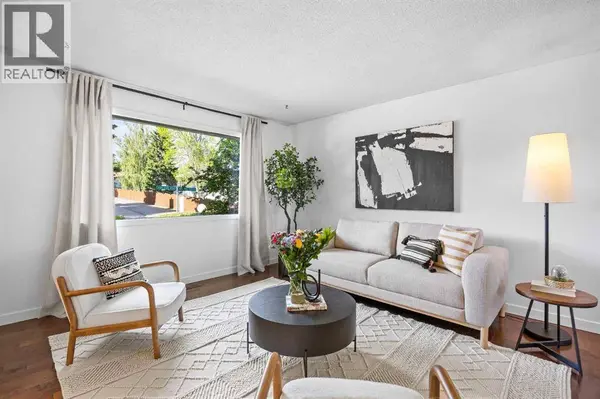 4952 Vanguard Road NW, Calgary, AB T3A0R5
