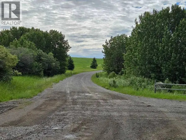 482074 144 Street W, Rural Foothills County, AB T1S1A1