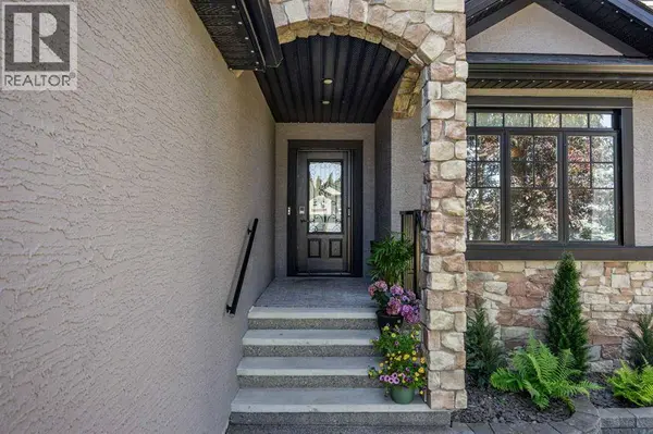 469 Rainbow Falls Way, Chestermere, AB T1X1S5
