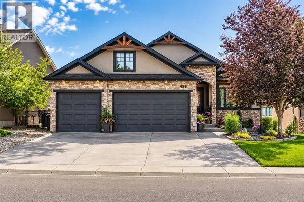 469 Rainbow Falls Way, Chestermere, AB T1X1S5