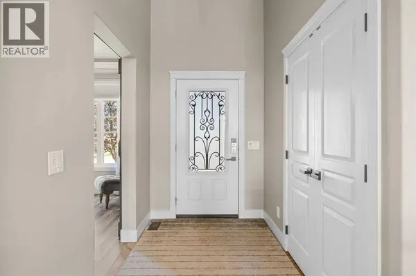 469 Rainbow Falls Way, Chestermere, AB T1X1S5