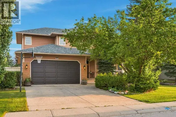 70 Sunset Way SE, Calgary, AB T2X3C1