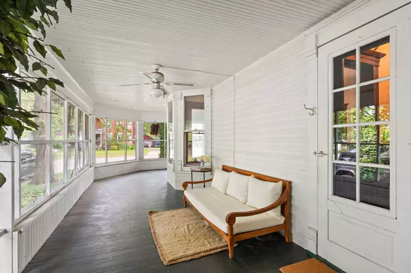 236 W Commercial AVE, Lowell, IN 46356