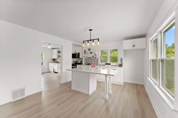 799 N 400, Valparaiso, IN 46383