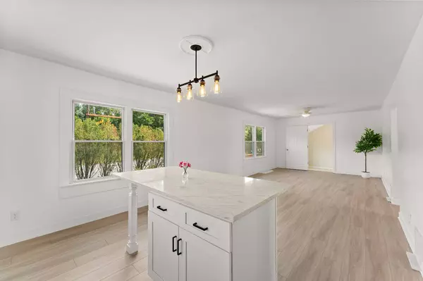 799 N 400, Valparaiso, IN 46383