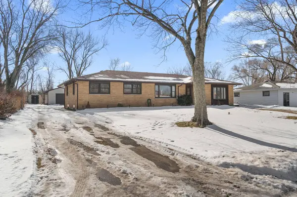 140 Lexington ST, Valparaiso, IN 46385