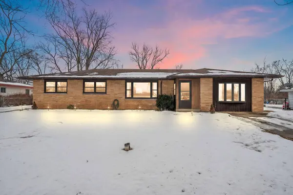 140 Lexington ST, Valparaiso, IN 46385