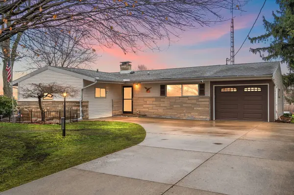 3212 E 400, La Porte, IN 46350