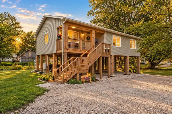 44 W Vick Tree LN